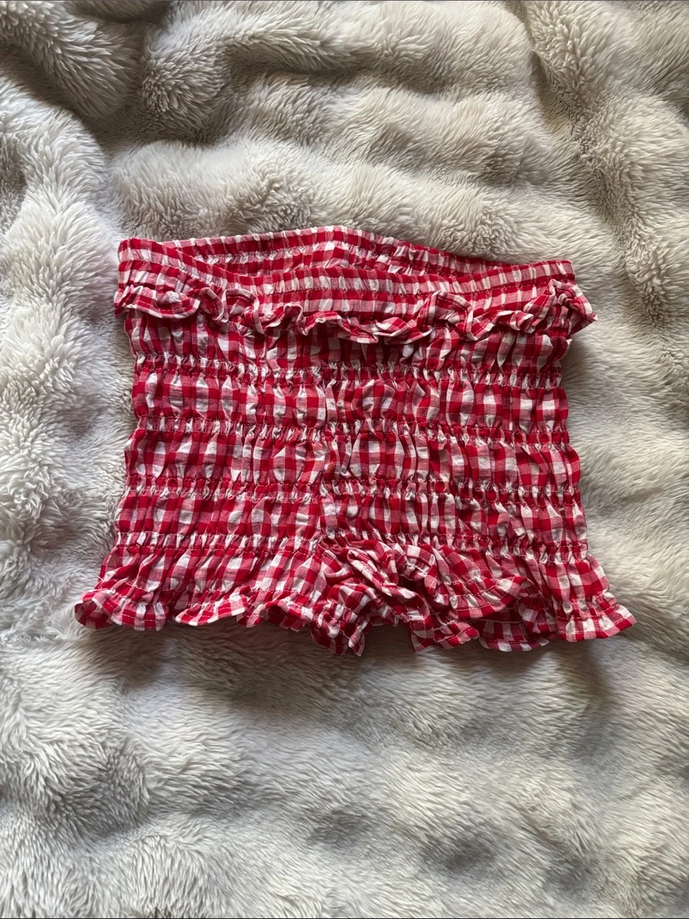 Red & White Ruffle Shorts - Picture 1 of 4